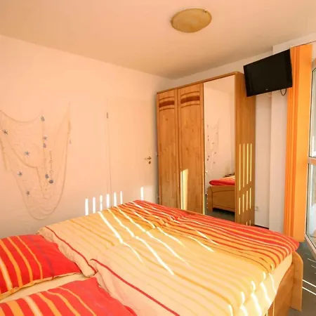 In - Insel Ruegen 2862 * Остзебад Бинц